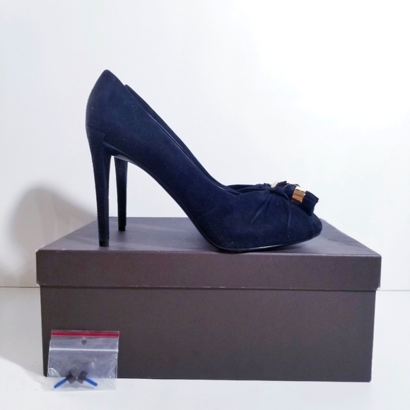 LOUIS VUITTON Knot Confident Black Suede Tassel Heel Pumps 37.5 - Picture 5 of 15